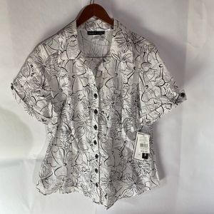 Gloria Lance black/white floral print blouse.